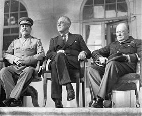 Ba lãnh tụ đại diện Đồng Minh, Nga Mỹ Anh