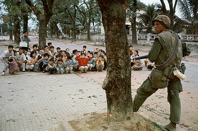 https://huengaymoi.com/upload/images/Blog%20phan%20bien/9837031735_a642eb83dd_o.jpg