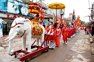 đền Hai Bà Trưng ở thôn Hạ Lôi, xã Mê Linh