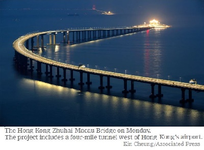 https://www.dw.com/en/china-opens-hong-kong-zhuhai-macau-bridge/a-45993110