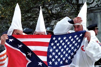 các thành viên, Ku Klux Klan, giấu mặt đằng sau, lá cờ biến chế, cờ Hoa kỳ, cờ Miền Nam