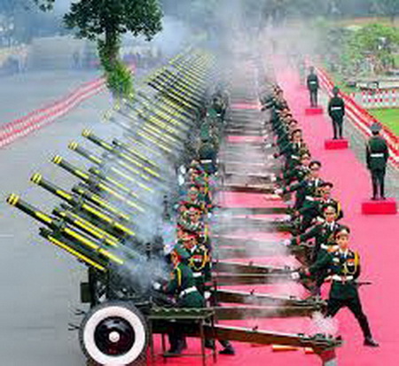 21 phát đại bác đón 
Chủ tịch Trung Quốc Tập Cận Bình tại Phủ Chủ tịch