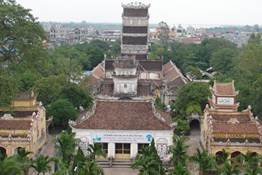 Cởi áo cà sa khoác chiến bào