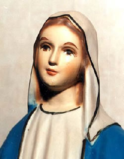 Đức Mẹ chảy dầu