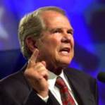 Pat Robertson đòi ám sát Hugo Chavez Tổng Thống nước Venezuelan - ảnh https://www.usatoday.com/news/nation/2005-08-22-robertson-_x.htm
